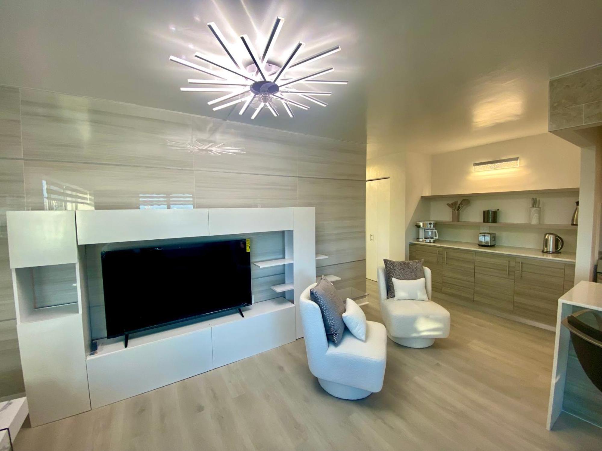 Panoramic Luxurious Waterfront One Bedroom Apartment With Miami Skyline View Free Parking 5Min Drive To Μαϊάμι Μπιτς Εξωτερικό φωτογραφία
