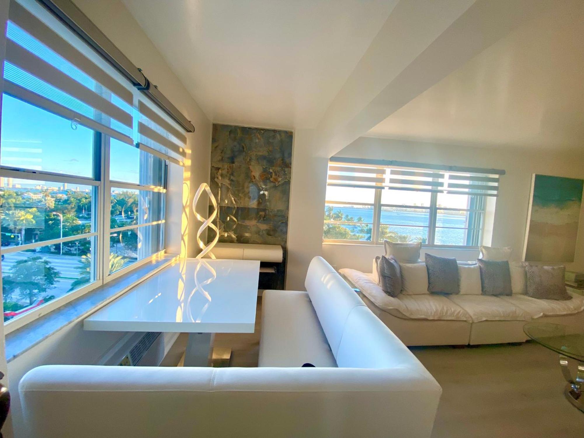 Panoramic Luxurious Waterfront One Bedroom Apartment With Miami Skyline View Free Parking 5Min Drive To Μαϊάμι Μπιτς Εξωτερικό φωτογραφία
